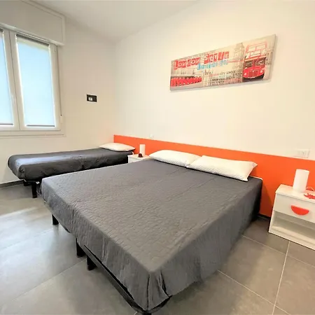 Modern Flat In A With Pool