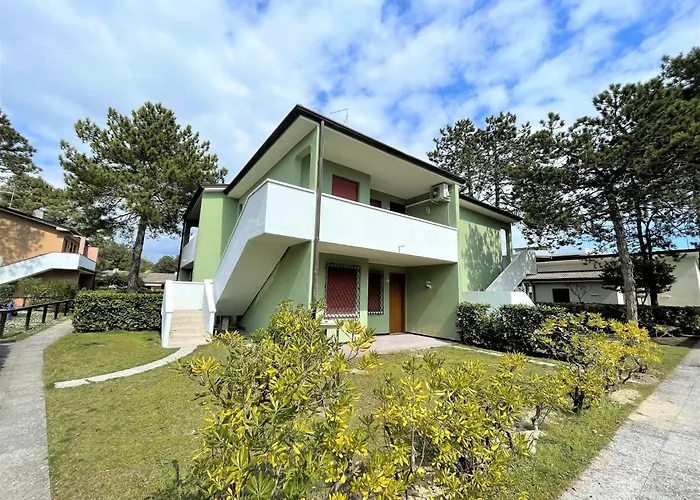 Modern Flat In A With Pool Daire *