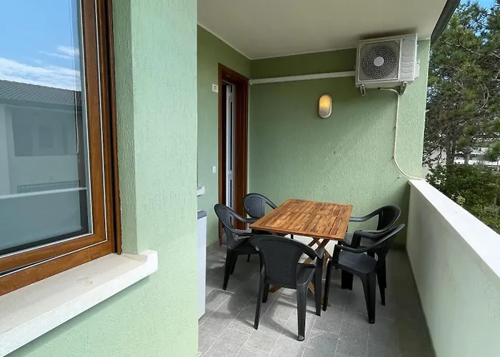 Modern Flat In A With Pool Bibione