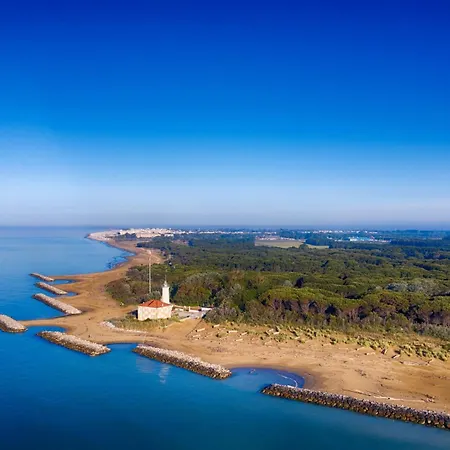 Modern Flat In A With Pool Bibione