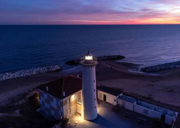 Lejlighed Modern Flat In A With Pool